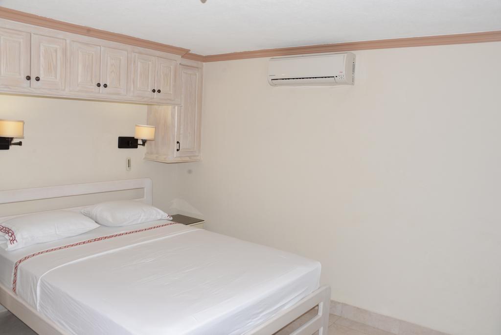 Sandy Bliss Condominiums Saint James Rum bild