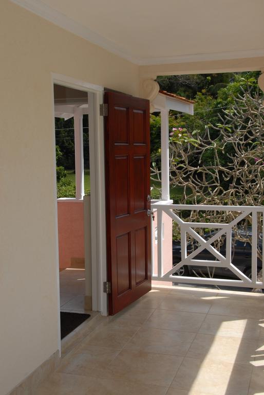Sandy Bliss Condominiums Saint James Rum bild